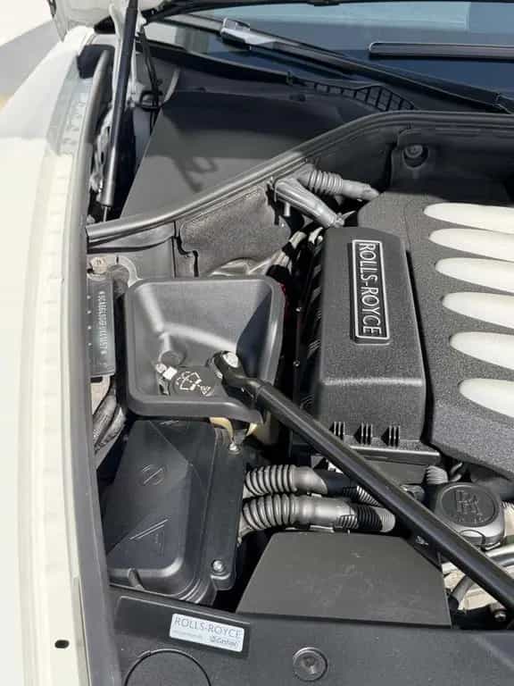 Rolls-Royce Ghost Series II V12 01/2015-photo-11