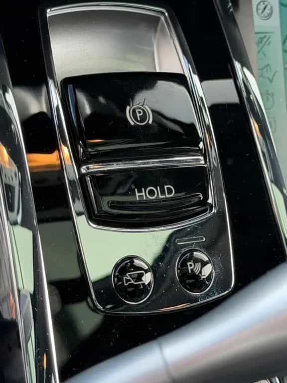 Rolls-Royce Ghost Series II V12 01/2015-photo-33