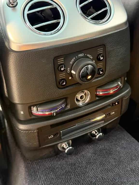 Rolls-Royce Ghost Series II V12 01/2015-photo-43