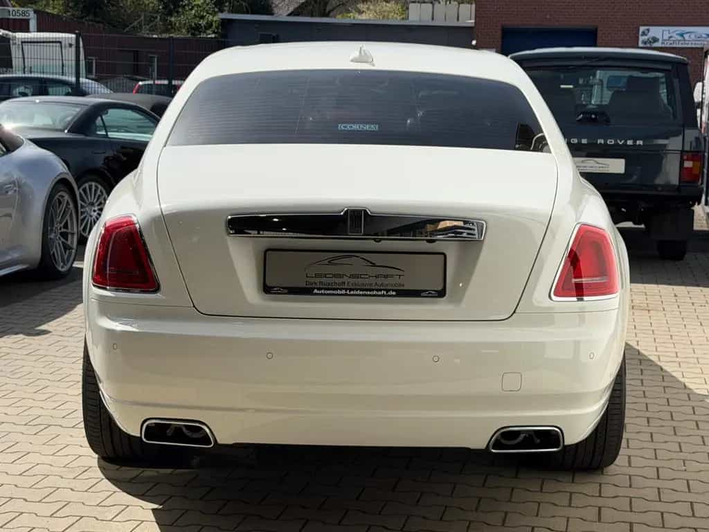 Rolls-Royce Ghost Series II V12 01/2015-photo-47