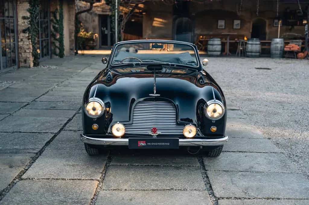 Aston Martin DB 2/4 DHC, MK I by H.J. Mulliner & Co. 02/1955-photo-2