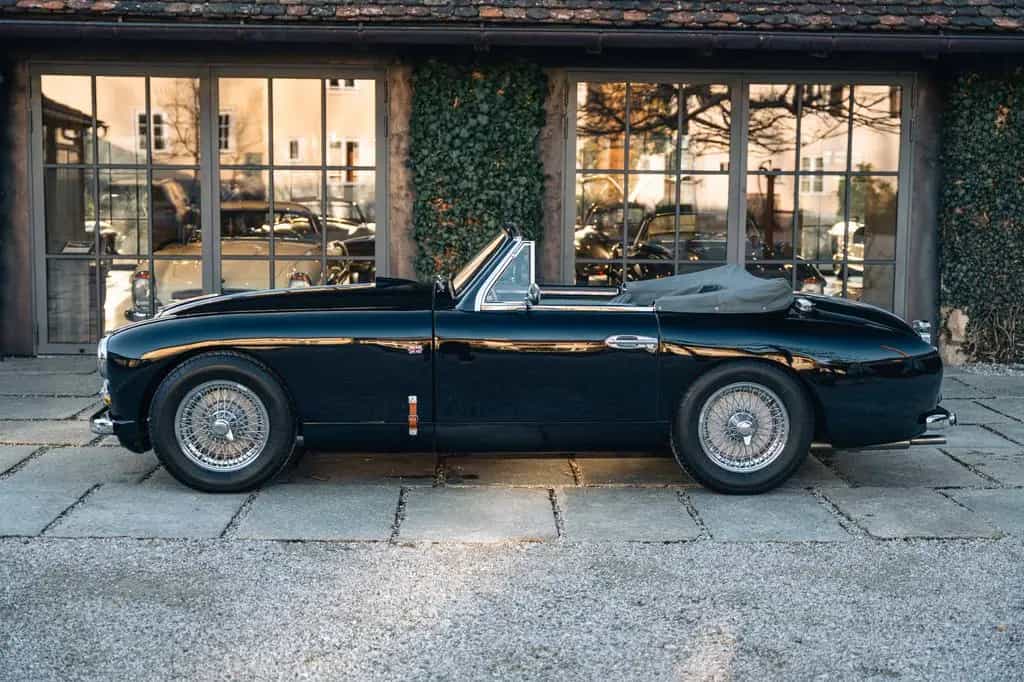 Aston Martin DB 2/4 DHC, MK I by H.J. Mulliner & Co. 02/1955-photo-3