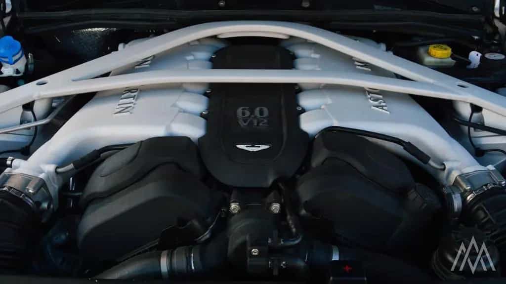 Aston Martin Vanquish V12 Coupe 573PS  Carbon Ceramic 03/2013-photo-10