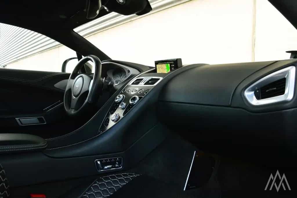 Aston Martin Vanquish V12 Coupe 573PS  Carbon Ceramic 03/2013-photo-18