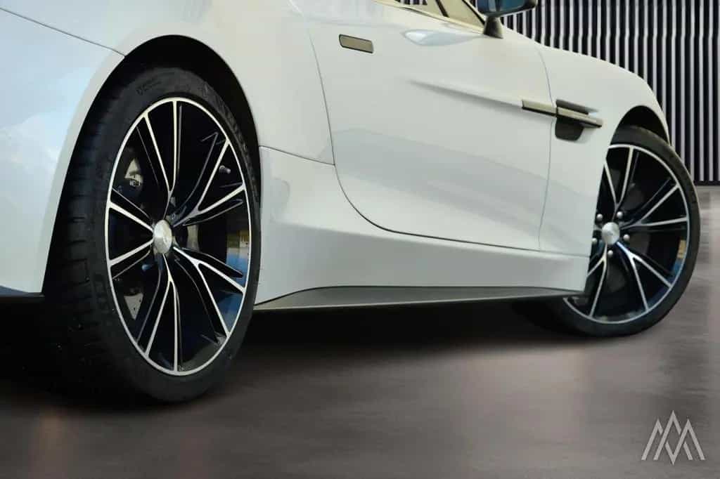 Aston Martin Vanquish V12 Coupe 573PS  Carbon Ceramic 03/2013-photo-8