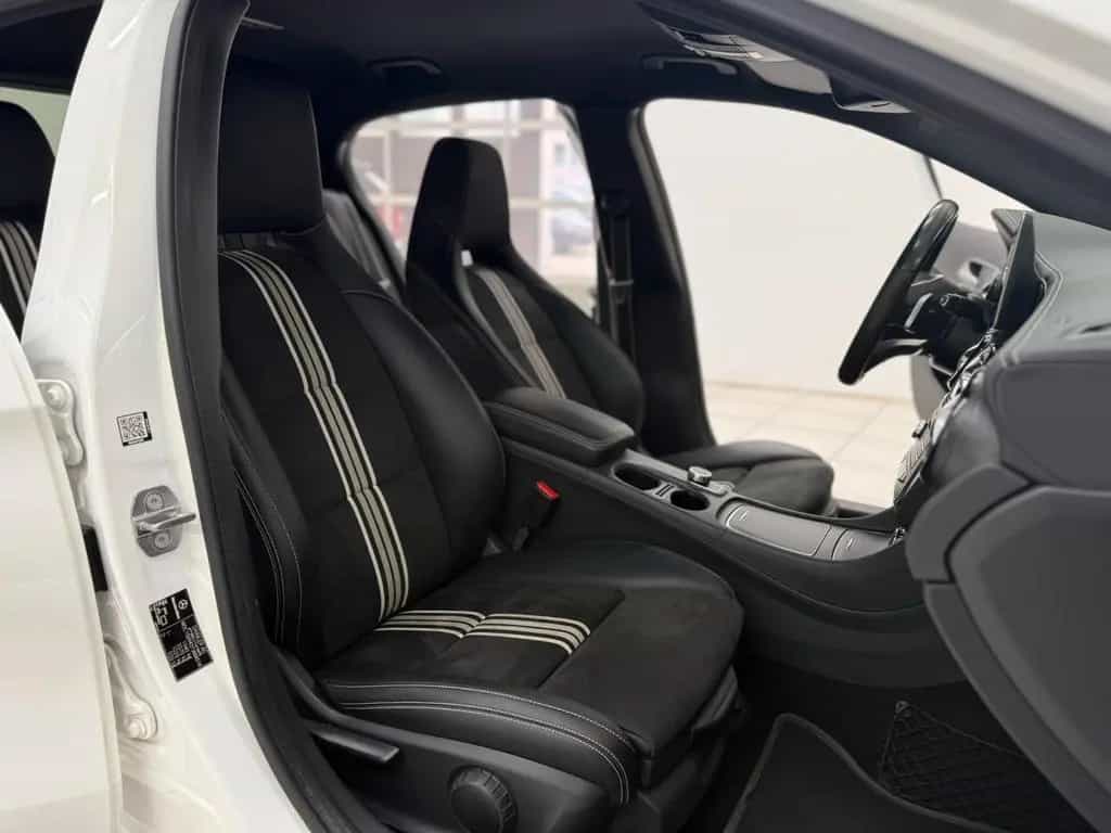 Mercedes-Benz GLA-Class 200 AMG Line*Night*Kamera*Off-Road*LED*AHK 03/2018-photo-13