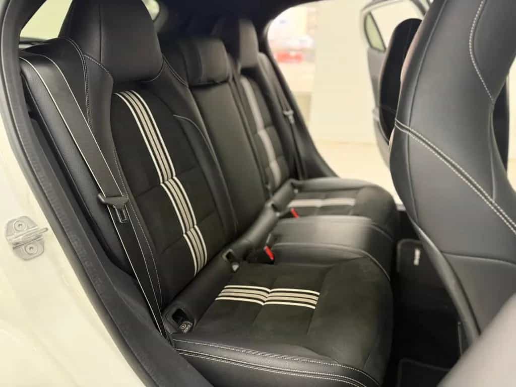 Mercedes-Benz GLA-Class 200 AMG Line*Night*Kamera*Off-Road*LED*AHK 03/2018-photo-14