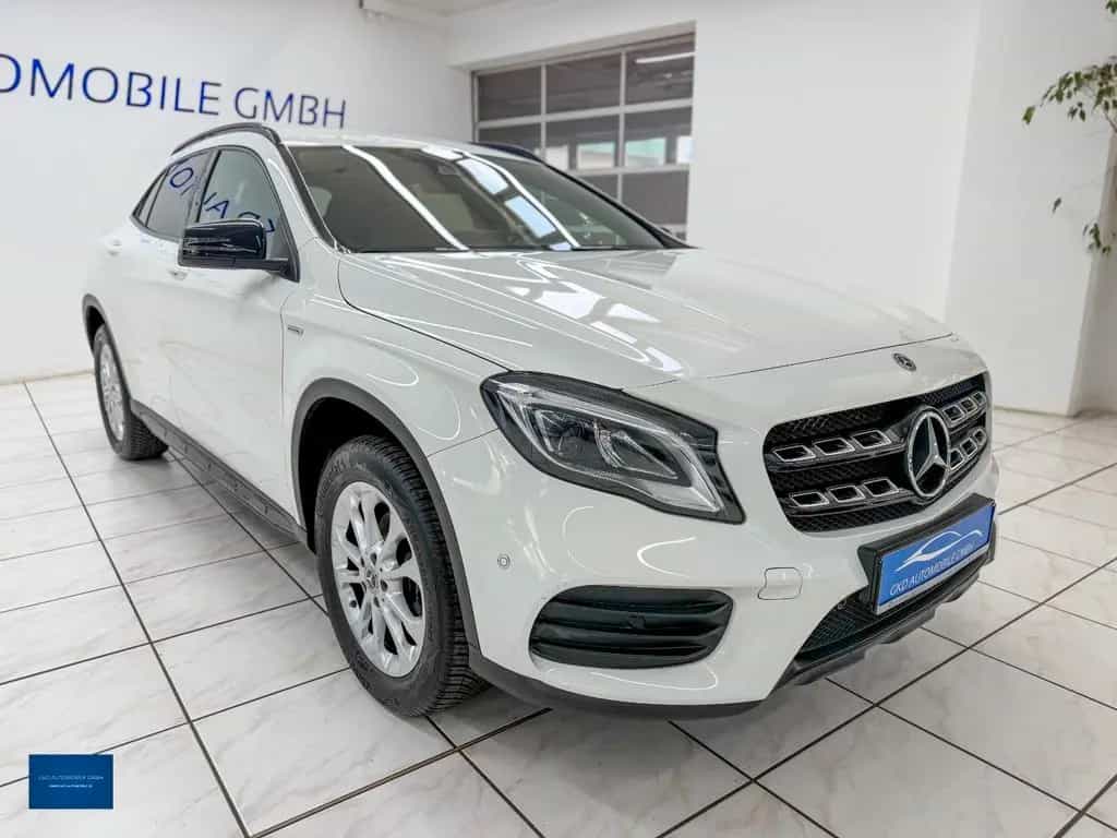 Mercedes-Benz GLA-Class 200 AMG Line*Night*Kamera*Off-Road*LED*AHK 03/2018-photo-5