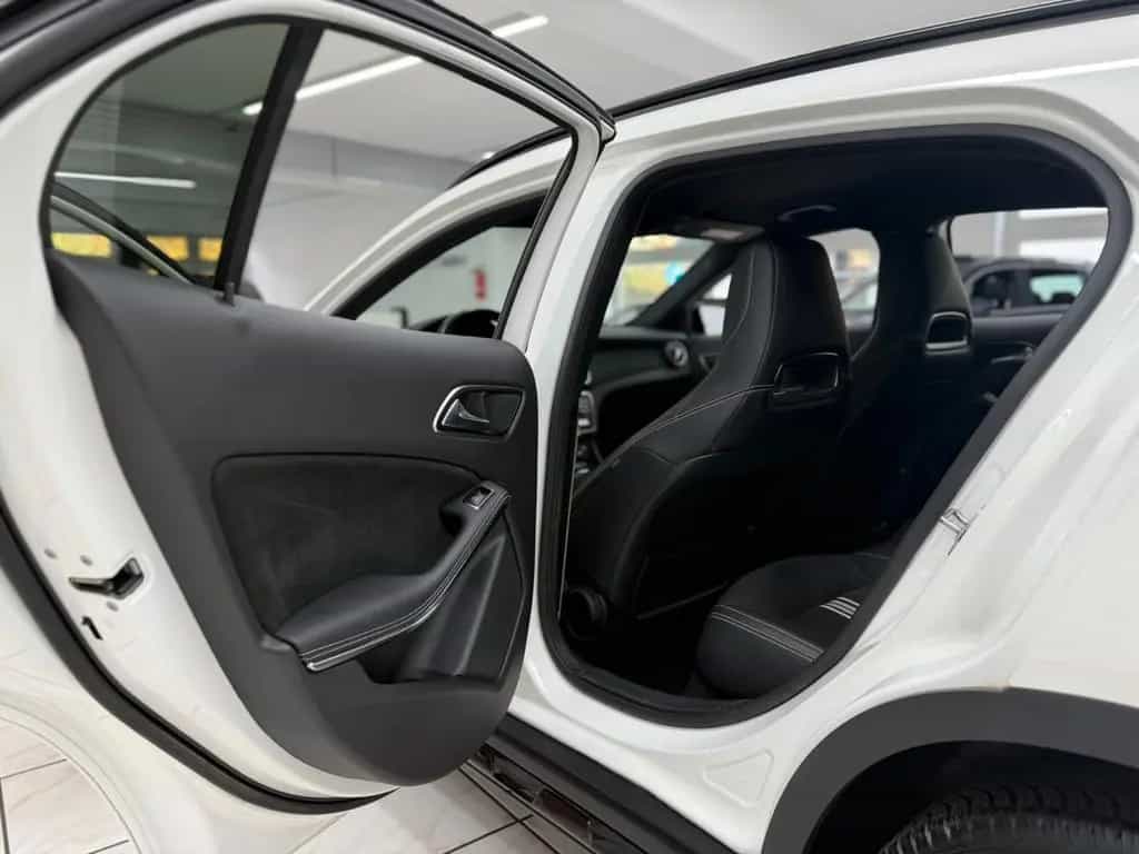 Mercedes-Benz GLA-Class 200 AMG Line*Night*Kamera*Off-Road*LED*AHK 03/2018-photo-8
