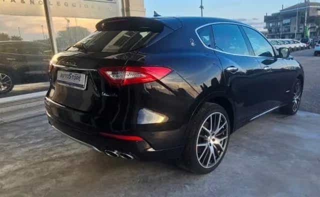 Maserati Levante MASERATI Levante V6 Diesel 275 CV AWD Granlusso 09/2018-photo-12