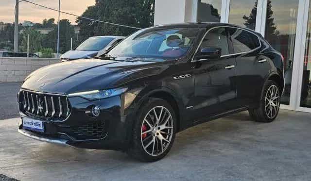 Maserati Levante MASERATI Levante V6 Diesel 275 CV AWD Granlusso 09/2018-photo-3