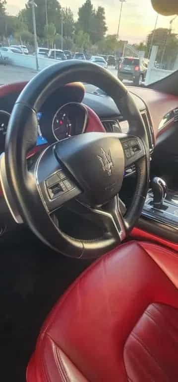 Maserati Levante MASERATI Levante V6 Diesel 275 CV AWD Granlusso 09/2018-photo-6