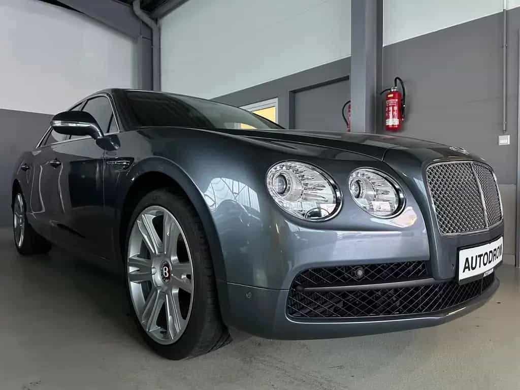Bentley Flying Spur 4.0 V8 Aut. 1.Hand/Mwst ausweisbar 11/2015-photo-0