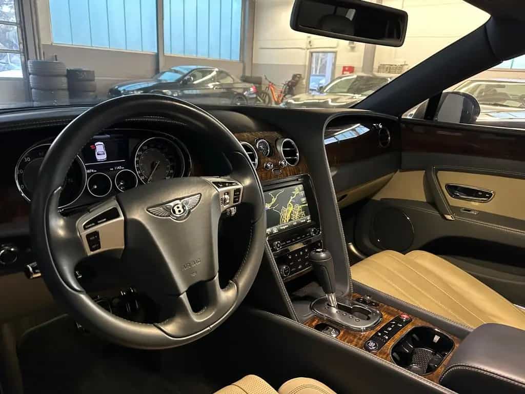 Bentley Flying Spur 4.0 V8 Aut. 1.Hand/Mwst ausweisbar 11/2015-photo-12