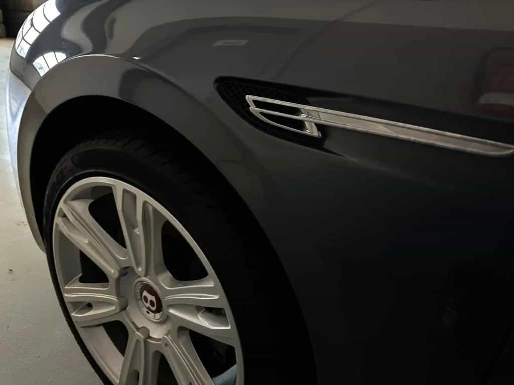 Bentley Flying Spur 4.0 V8 Aut. 1.Hand/Mwst ausweisbar 11/2015-photo-9