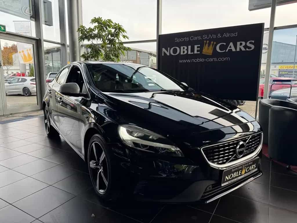 Volvo V40 T3 Geartronic R Design LED ALU 11/2018-photo-0