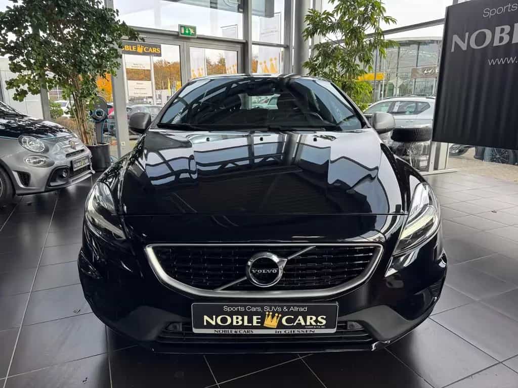 Volvo V40 T3 Geartronic R Design LED ALU 11/2018-photo-1