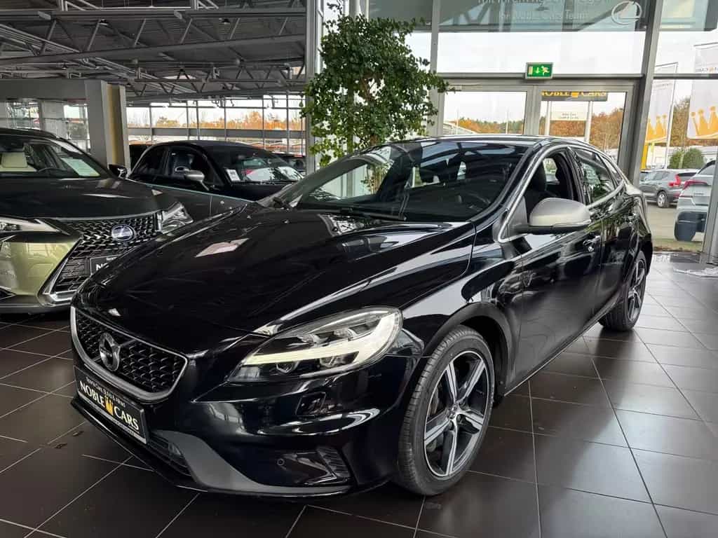Volvo V40 T3 Geartronic R Design LED ALU 11/2018-photo-2
