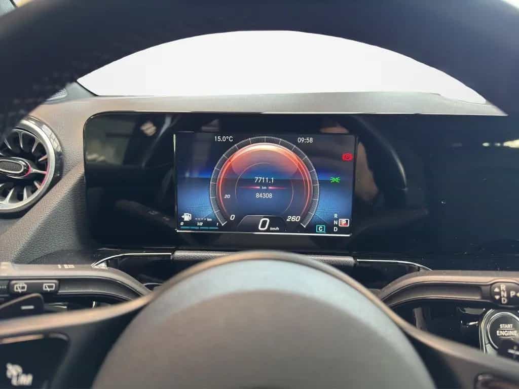 Mercedes-Benz GLA-Class 200 d 4M STYLE DISTRONIC LED KAMERA NAVI SHZ 06/2022-photo-13
