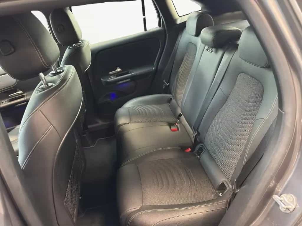 Mercedes-Benz GLA-Class 200 d 4M STYLE DISTRONIC LED KAMERA NAVI SHZ 06/2022-photo-17
