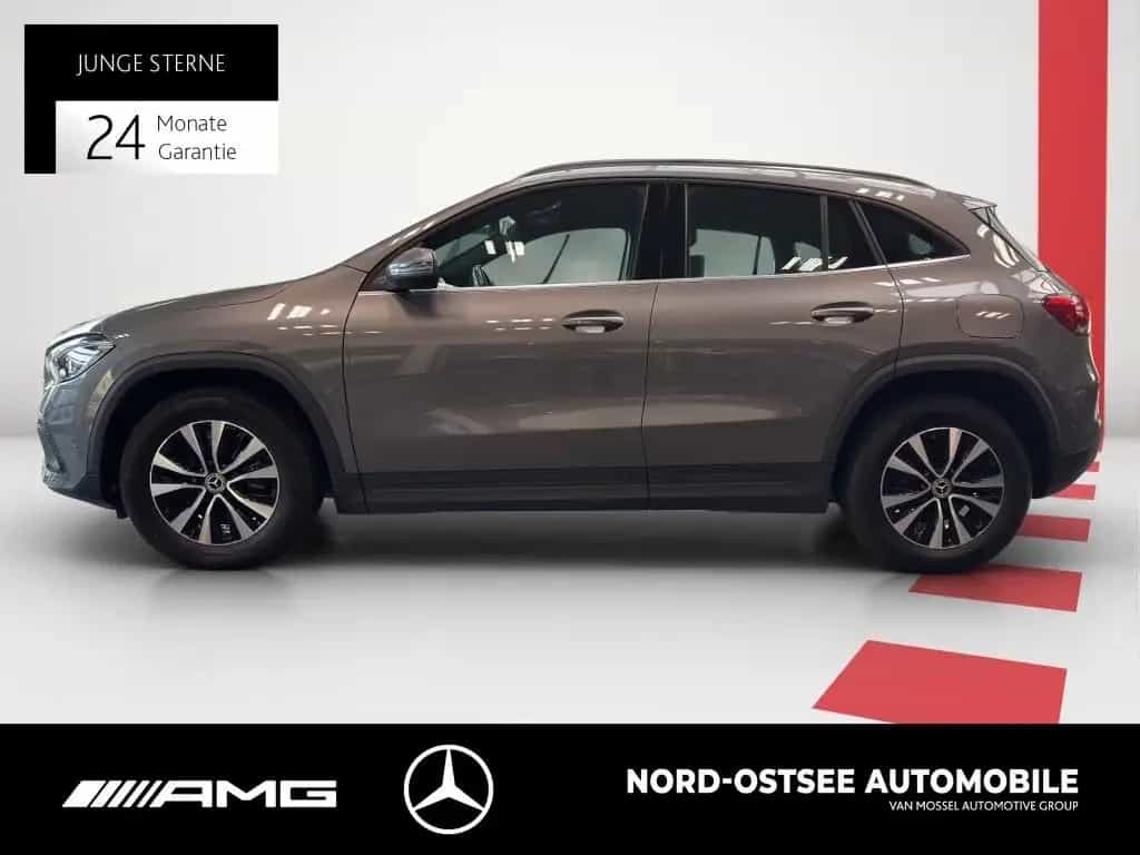 Mercedes-Benz GLA-Class 200 d 4M STYLE DISTRONIC LED KAMERA NAVI SHZ 06/2022-photo-7