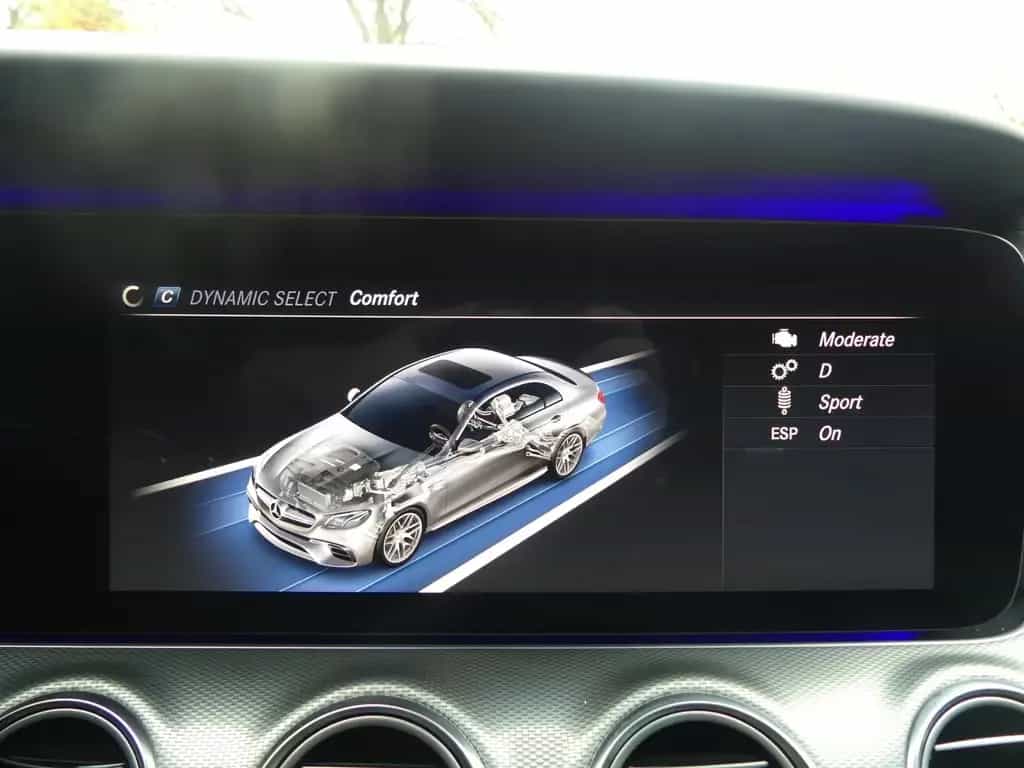 Mercedes-Benz E-Class 03/2017-photo-10