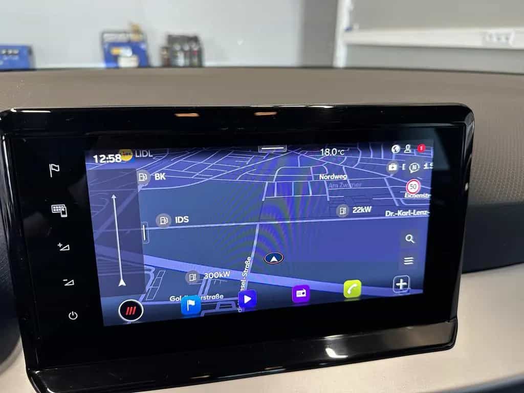 Seat Arona 1,5TSI DSG FR 18´´AHK Alcant. Full LED NAV 05/2025-photo-17