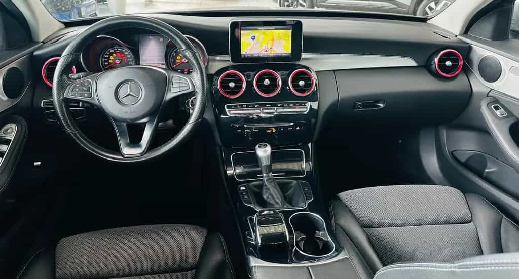 Mercedes-Benz C-Class 180 1.6 Avantgarde Navi AHK LED PDC v+h SHZG 07/2015-photo-3