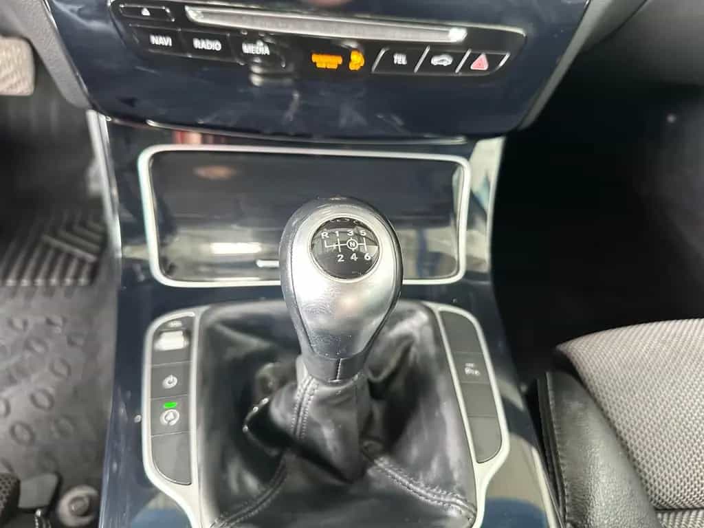 Mercedes-Benz C-Class 180 1.6 Avantgarde Navi AHK LED PDC v+h SHZG 07/2015-photo-5