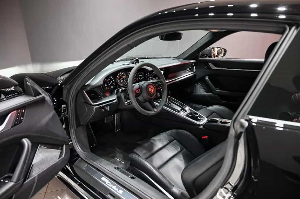 Porsche 992 Turbo S *AERO*Matrix*Sport-Paket*Carbon* 07/2021-photo-11