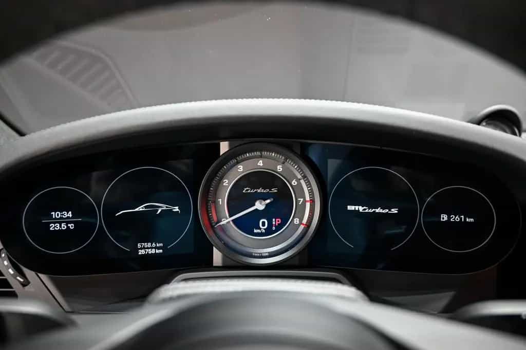 Porsche 992 Turbo S *AERO*Matrix*Sport-Paket*Carbon* 07/2021-photo-18