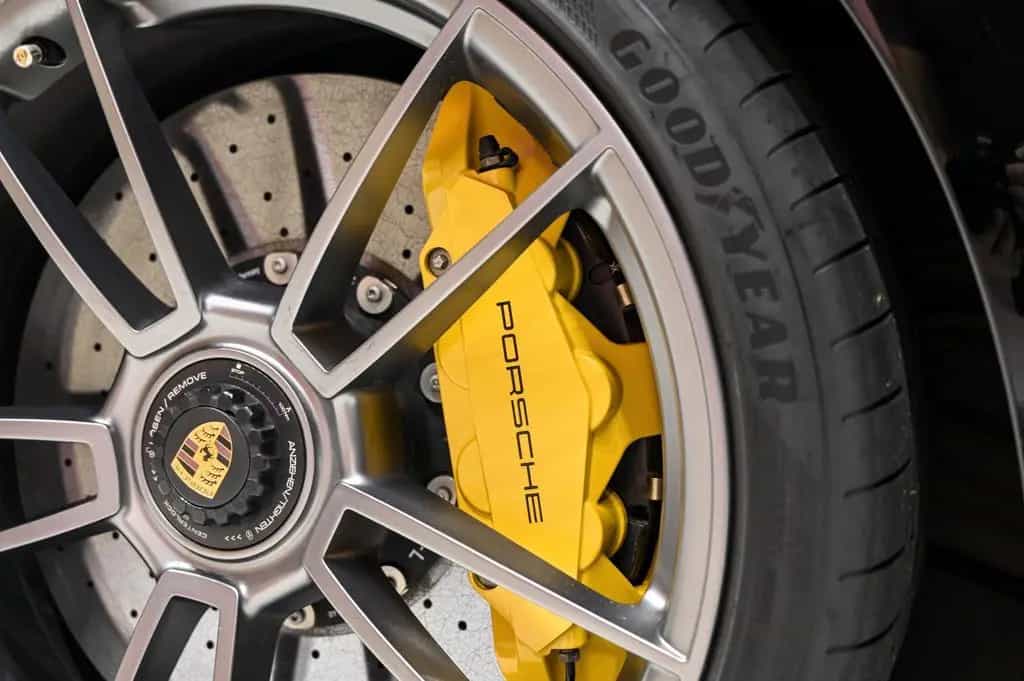 Porsche 992 Turbo S *AERO*Matrix*Sport-Paket*Carbon* 07/2021-photo-24