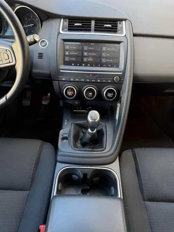 Jaguar E-Pace D150 CarPlay AHK Kamera LED Scheinwerfer 06/2020-photo-16