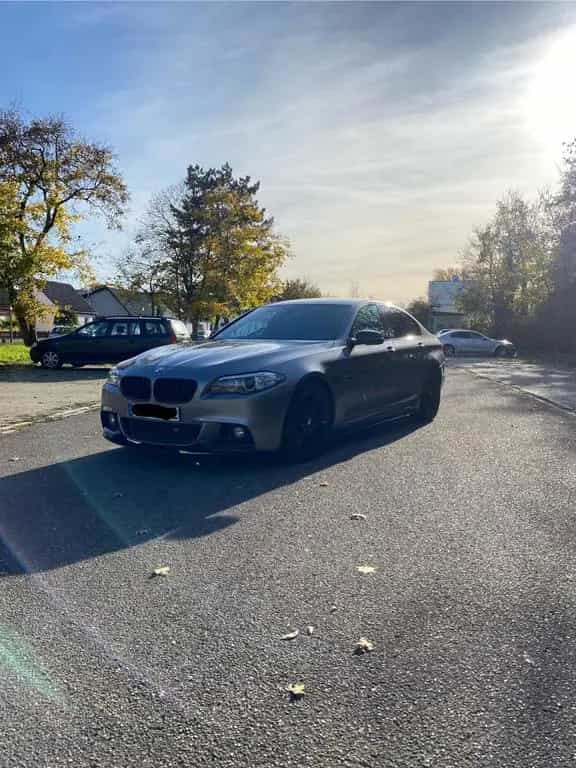 BMW 5 Series 550i xDrive M Sport HUD Harman/Kardon 07/2016-photo-0