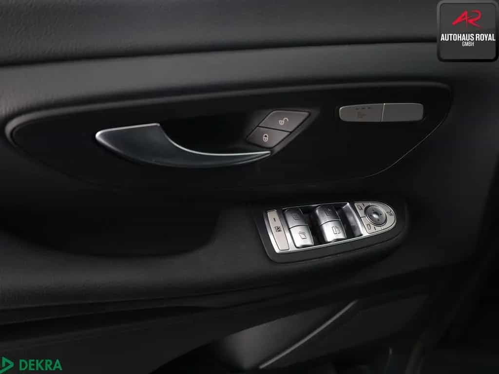 Mercedes-Benz V 250 d 4M LANG 8 SITZE SPORTPAKET,KAMERA,AHK,SH 07/2022-photo-13