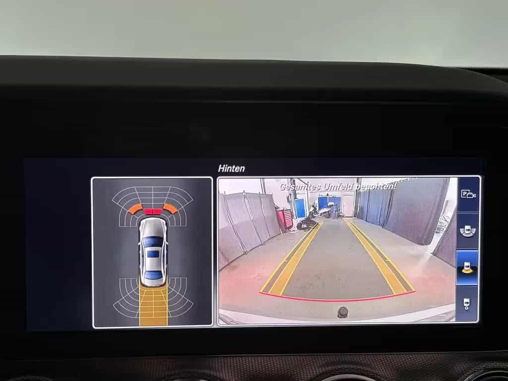 Mercedes-Benz E 220 CDI Exclusive AHK Kamera LED Navi 09/2017-photo-20