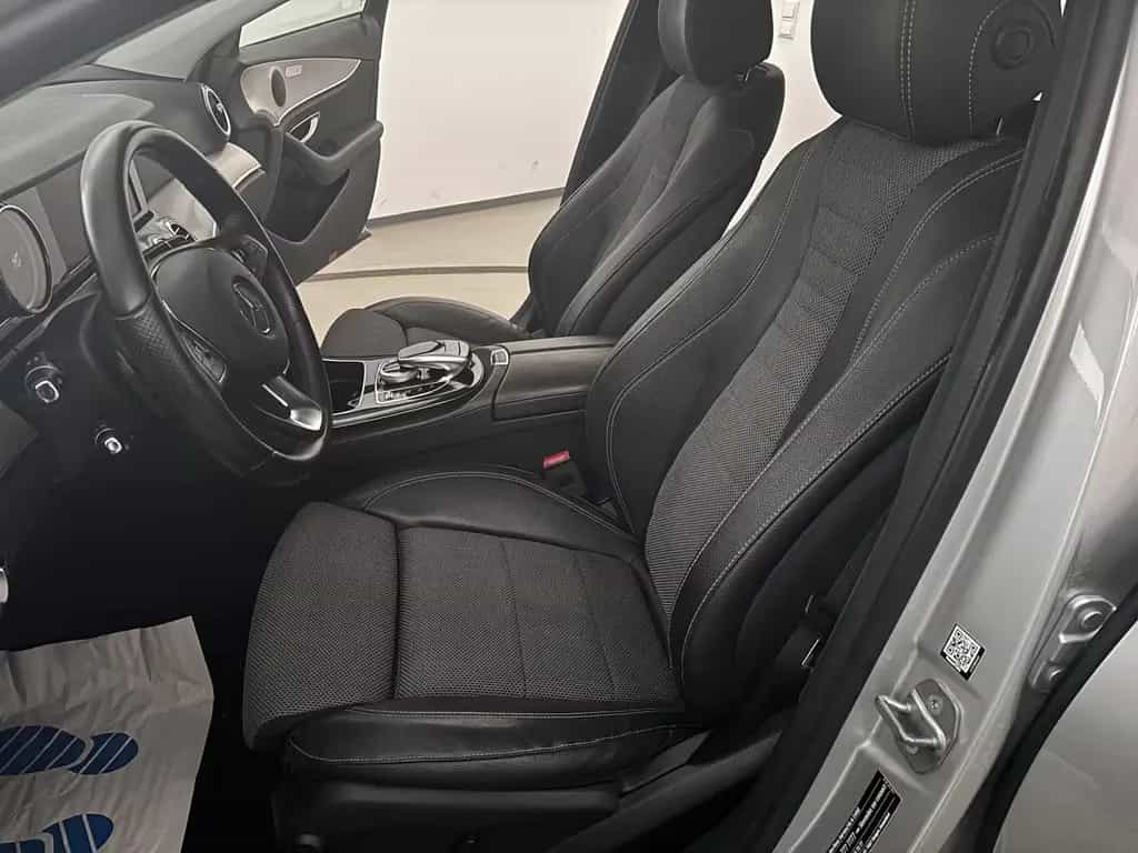 Mercedes-Benz E 220 CDI Exclusive AHK Kamera LED Navi 09/2017-photo-8