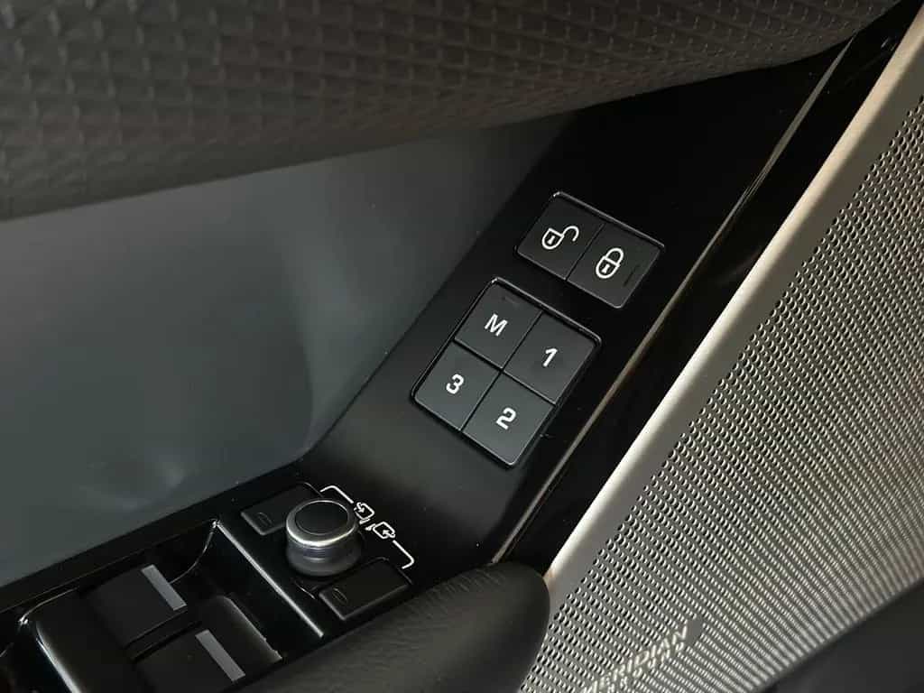 Land Rover Range Rover Rover Velar R-DynamicSE*Pano,Luft,Meridian 09/2018-photo-20
