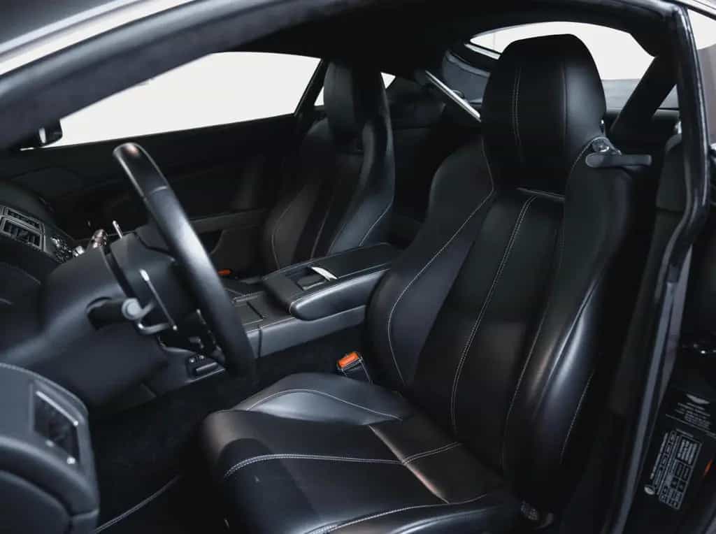Aston Martin V8 Vantage *Steuerkette neu*Service neu* 10/2010-photo-10