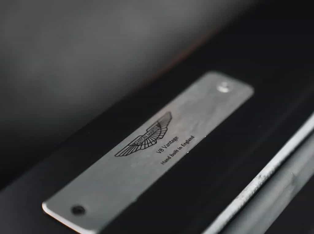 Aston Martin V8 Vantage *Steuerkette neu*Service neu* 10/2010-photo-21