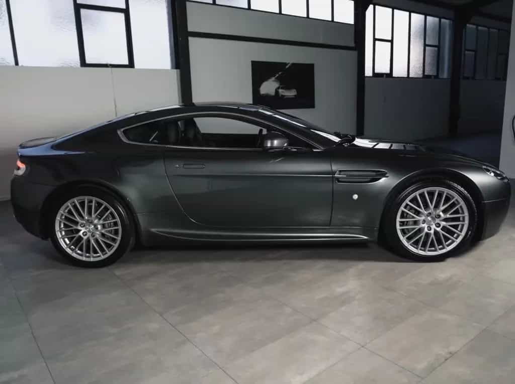 Aston Martin V8 Vantage *Steuerkette neu*Service neu* 10/2010-photo-3