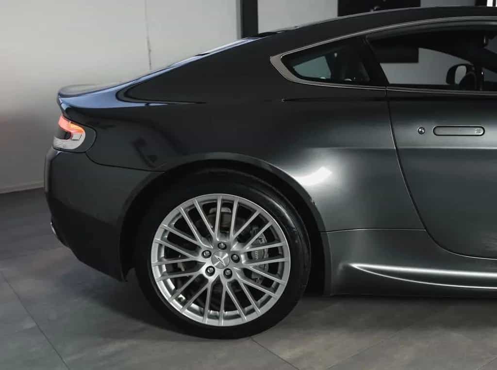 Aston Martin V8 Vantage *Steuerkette neu*Service neu* 10/2010-photo-4