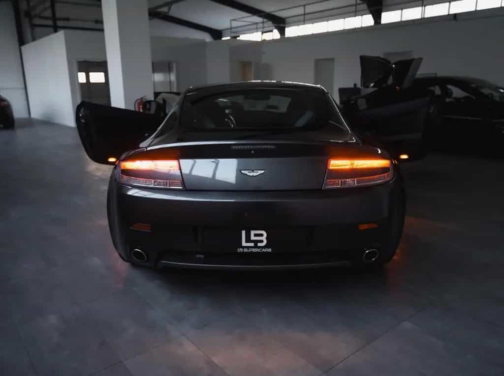 Aston Martin V8 Vantage *Steuerkette neu*Service neu* 10/2010-photo-7