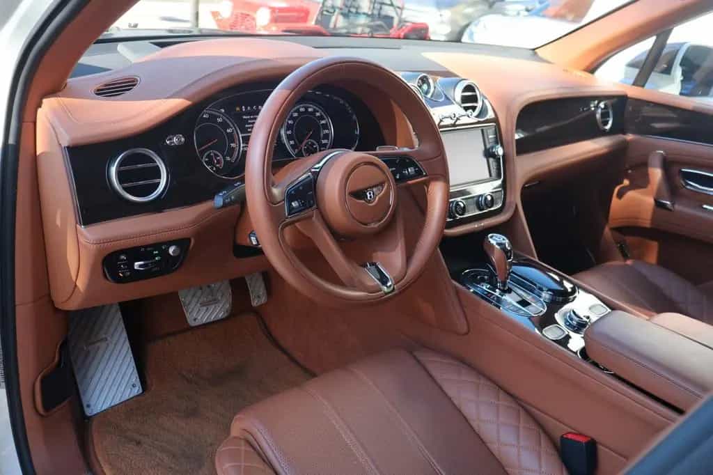 Bentley Bentayga 6.0 W12 MANSORY *LOW KM´s* 10/2017-photo-7