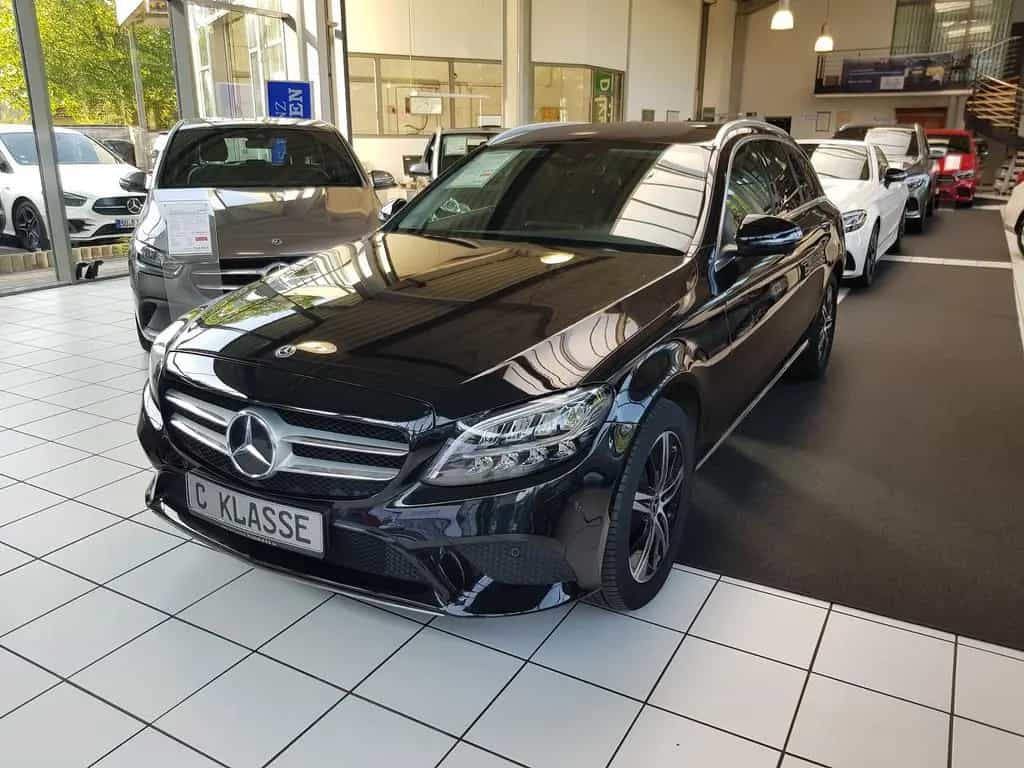 Mercedes-Benz C-Class 180 AVANTGARDE LED EL.HECK KAMERA SHZ PTS AMBI 09/2019-photo-0