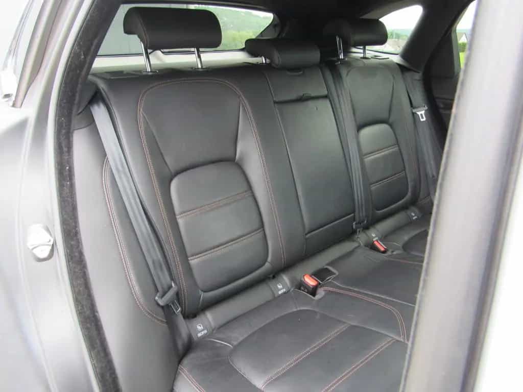Jaguar F-Pace 30d Prestige AWD, AHK, XENON, NAVI 11/2016-photo-16