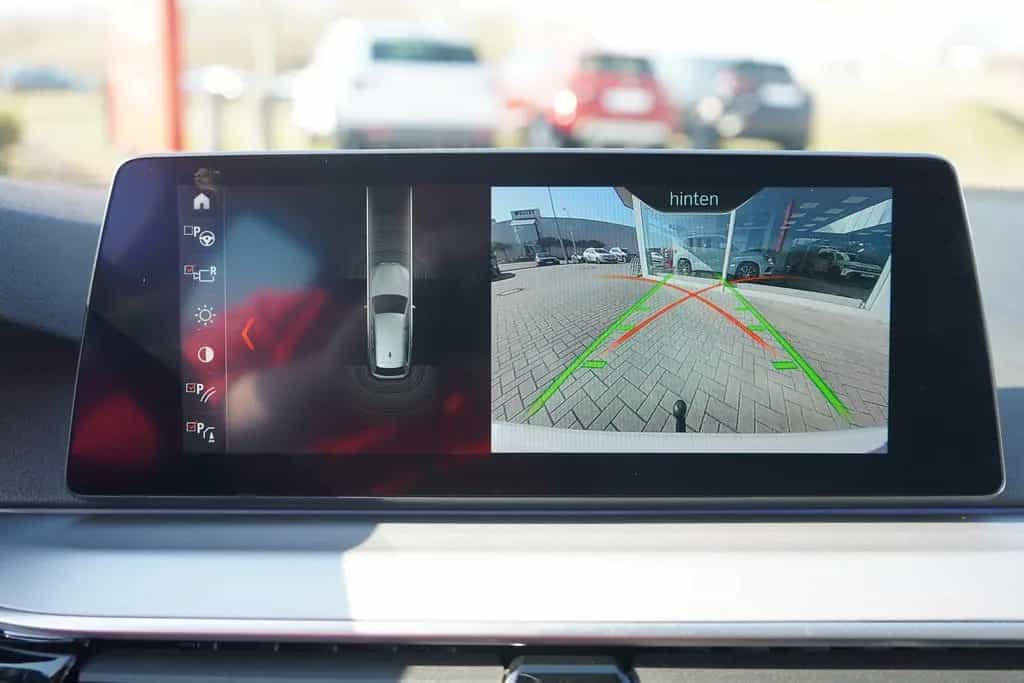 BMW 5 Series 520d Touring LED Navi ACC AHK Virtual Cockpit 06/2019-photo-13