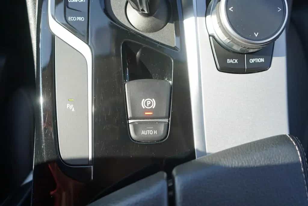 BMW 5 Series 520d Touring LED Navi ACC AHK Virtual Cockpit 06/2019-photo-23