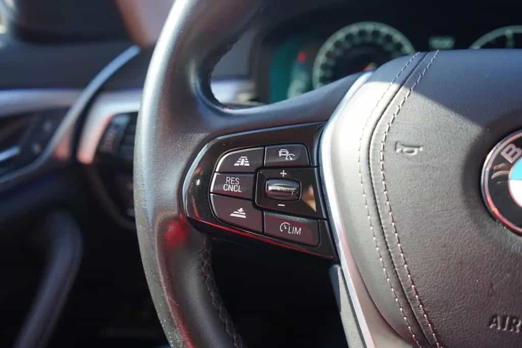 BMW 5 Series 520d Touring LED Navi ACC AHK Virtual Cockpit 06/2019-photo-28