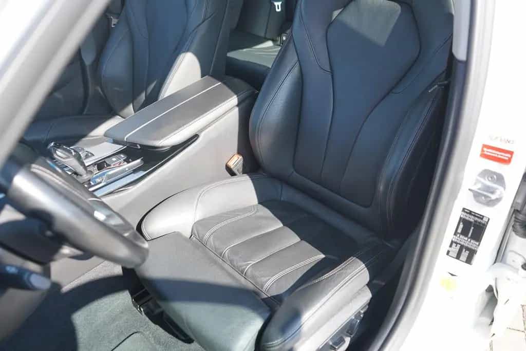 BMW 5 Series 520d Touring LED Navi ACC AHK Virtual Cockpit 06/2019-photo-35